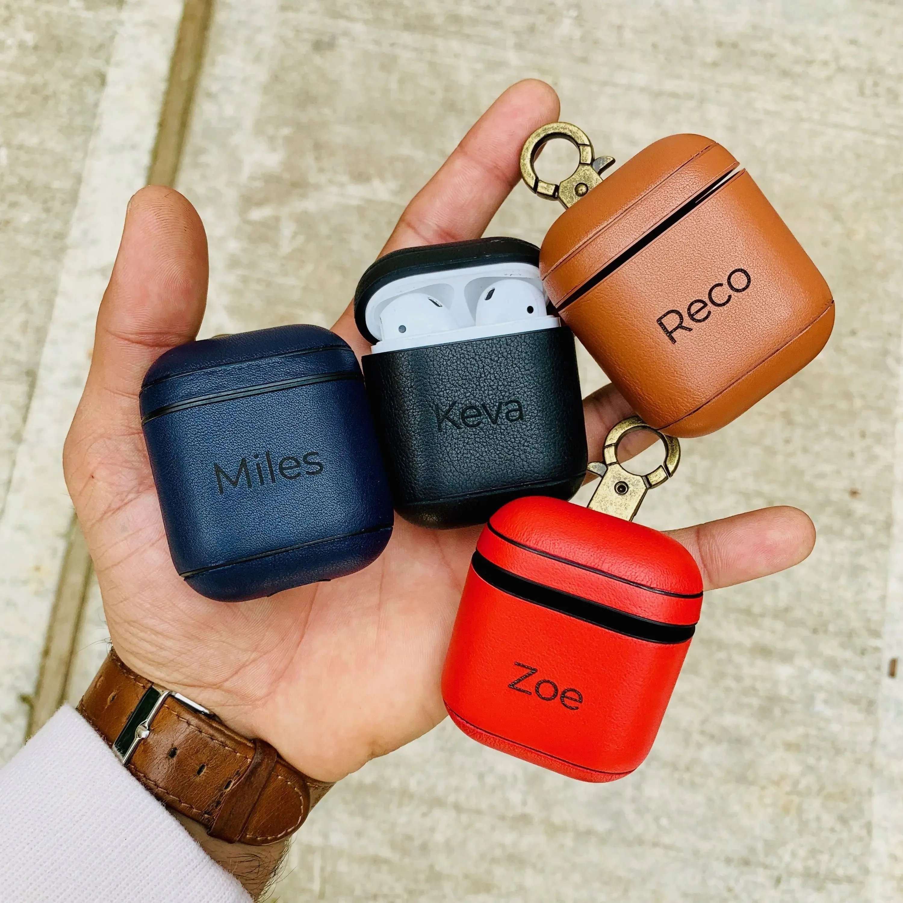 AirPods 2 (LED Visible) Personalized Custom Case Color Engraving