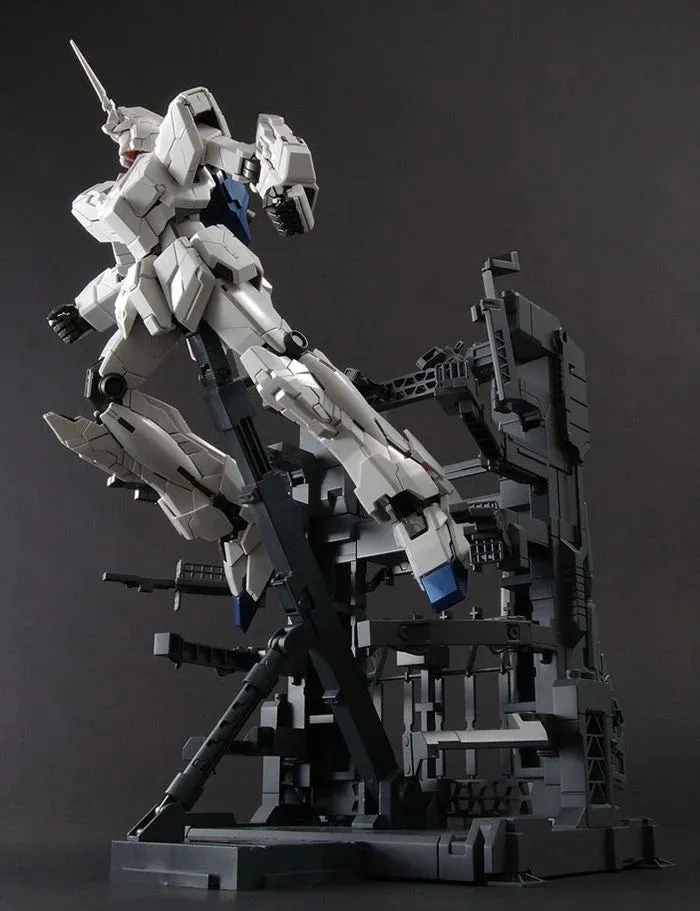 Bandai Unicorn Gundam HD Color   MS Cage MG 1/100 Model Kit