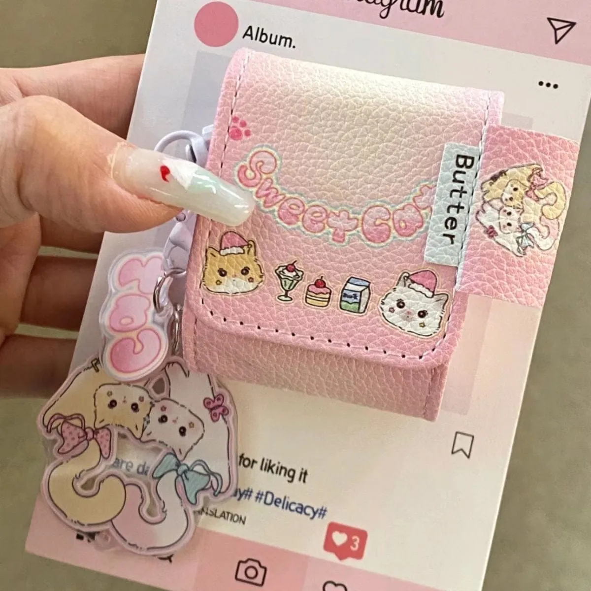 Cute Kitty AirPods Leather Case