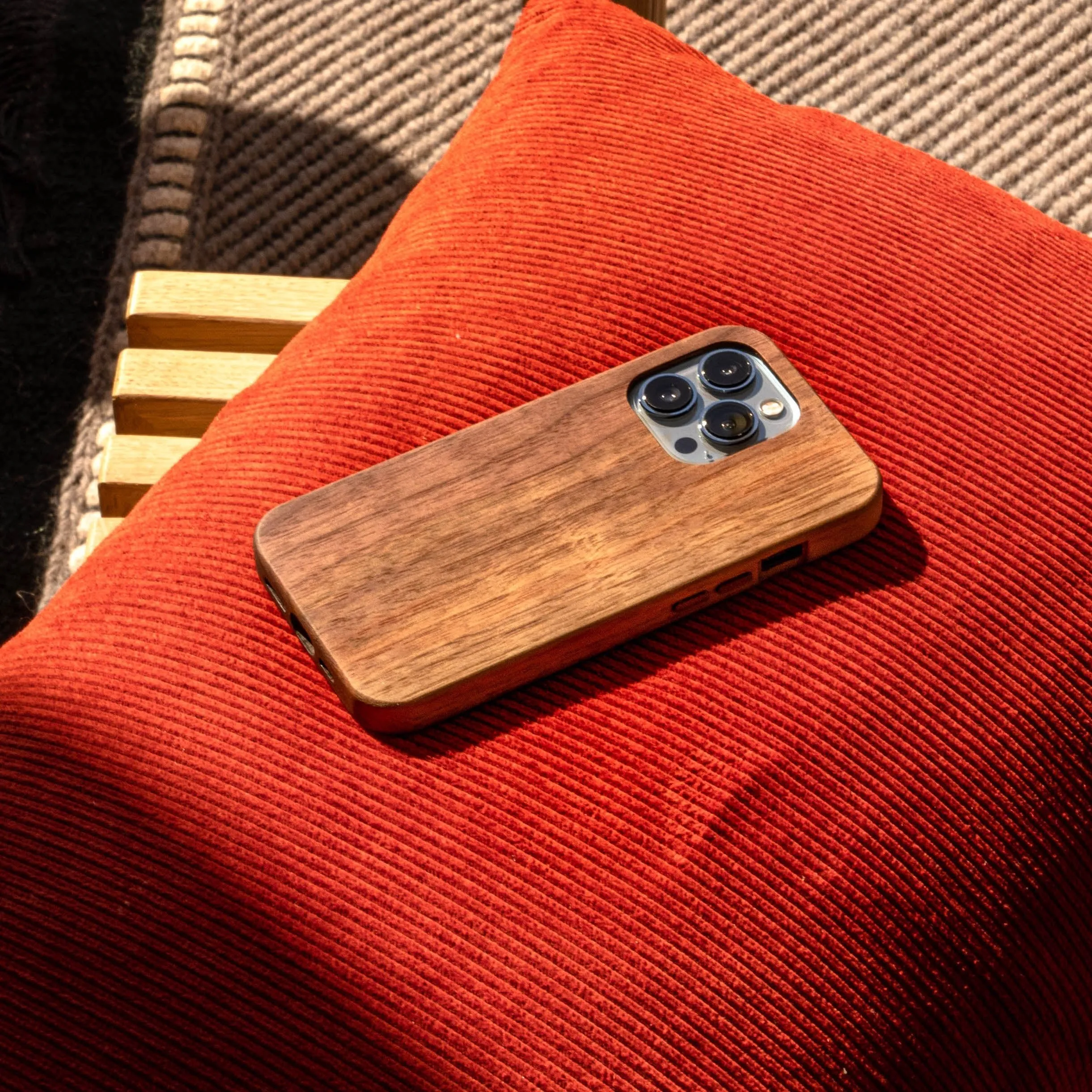 iPhone 15 Pro Max Wood Phone Case