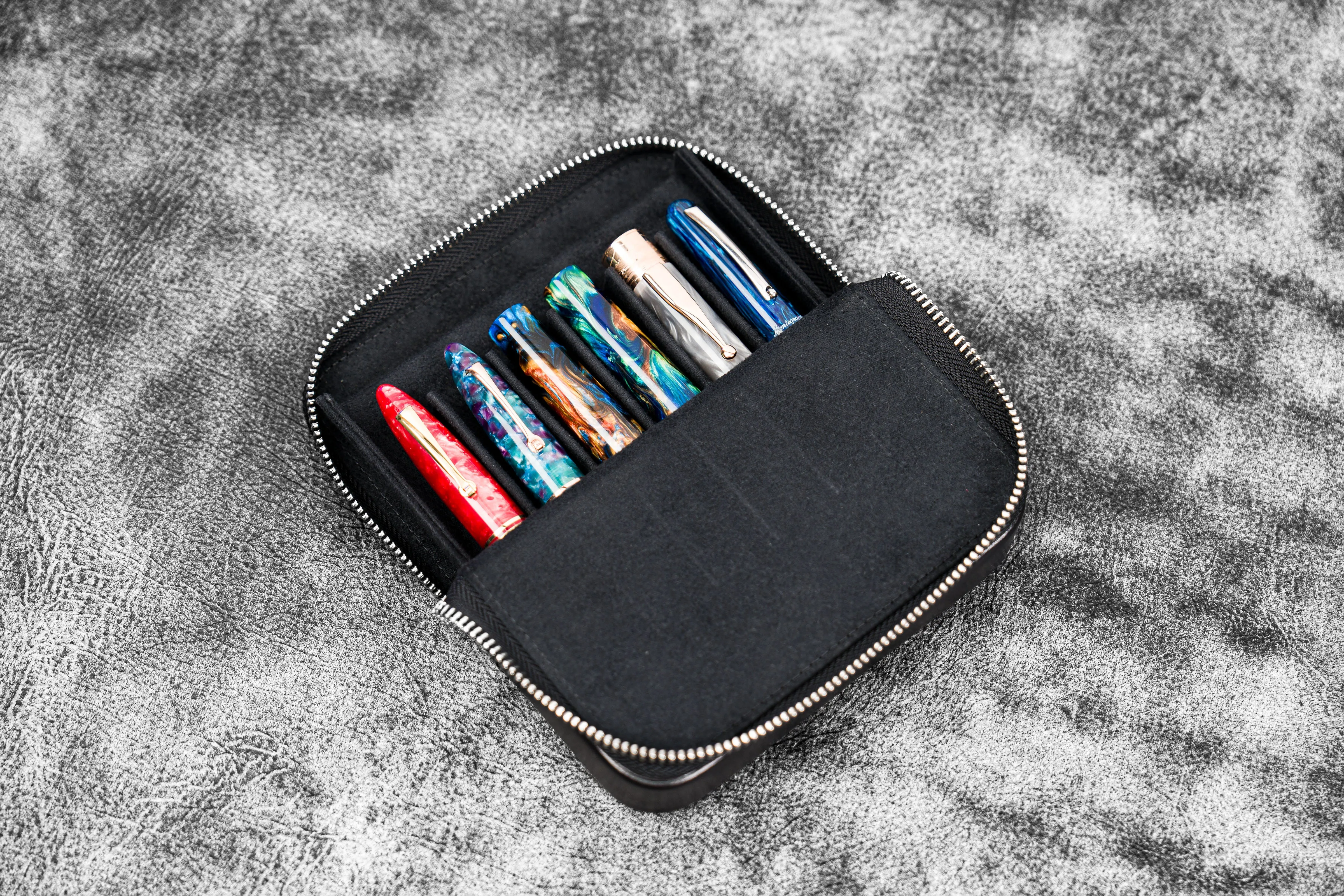 Leather Zippered Magnum Opus 6 Slots Hard Pen Case with Removable Pen Tray - Black