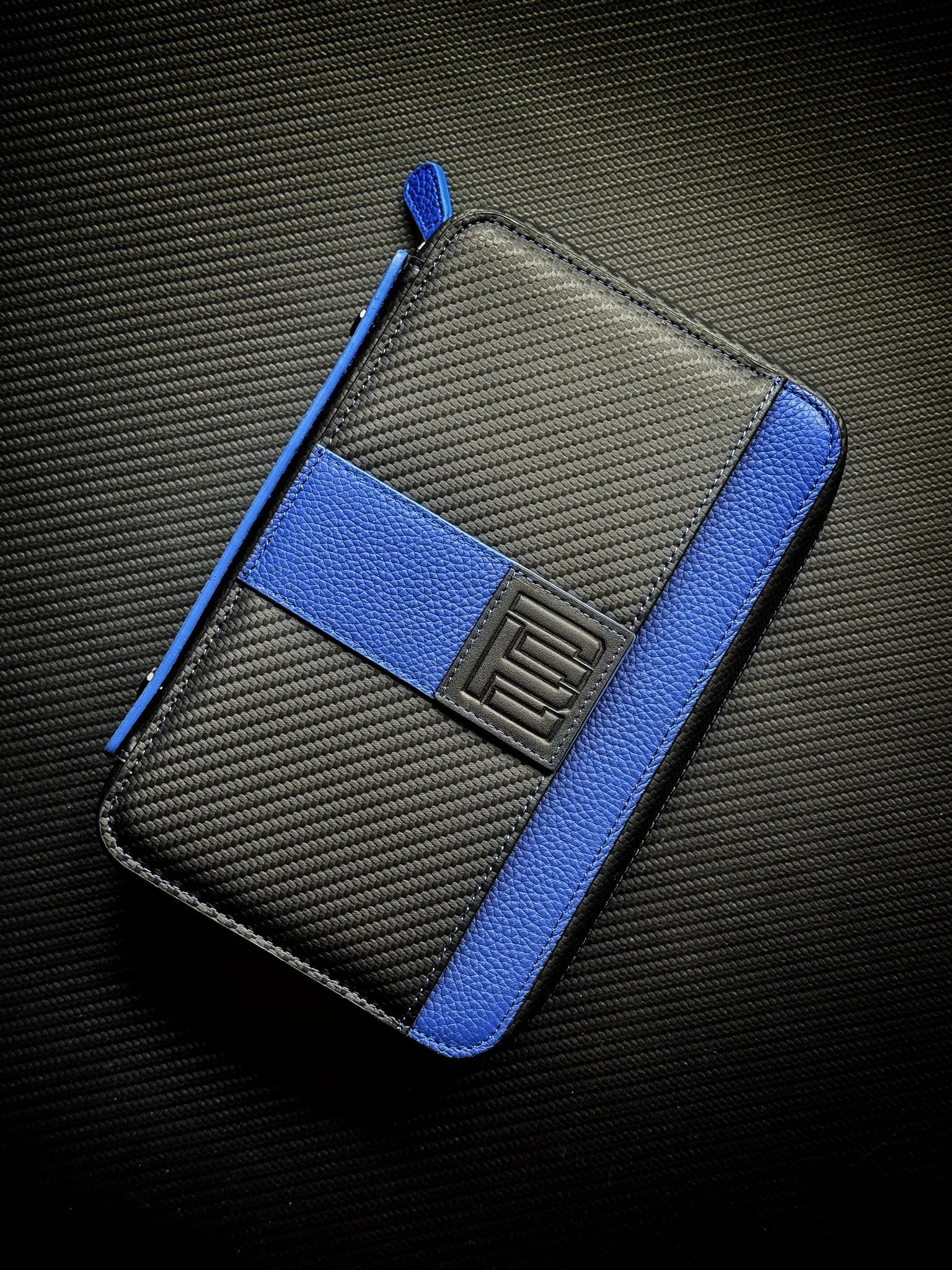 Project Carbon Cigar Case Black/Blue Carbon (2024 VERSION)