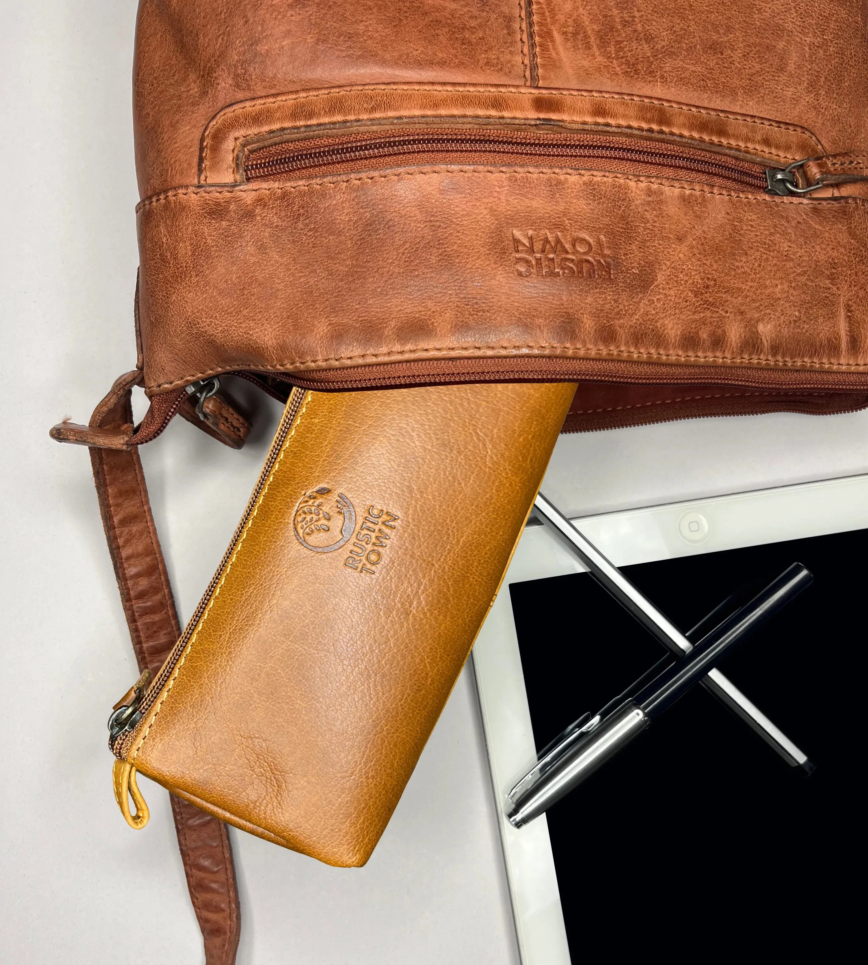 Tom Leather Pencil Case - Zippered Pen Pouch (Cognac)