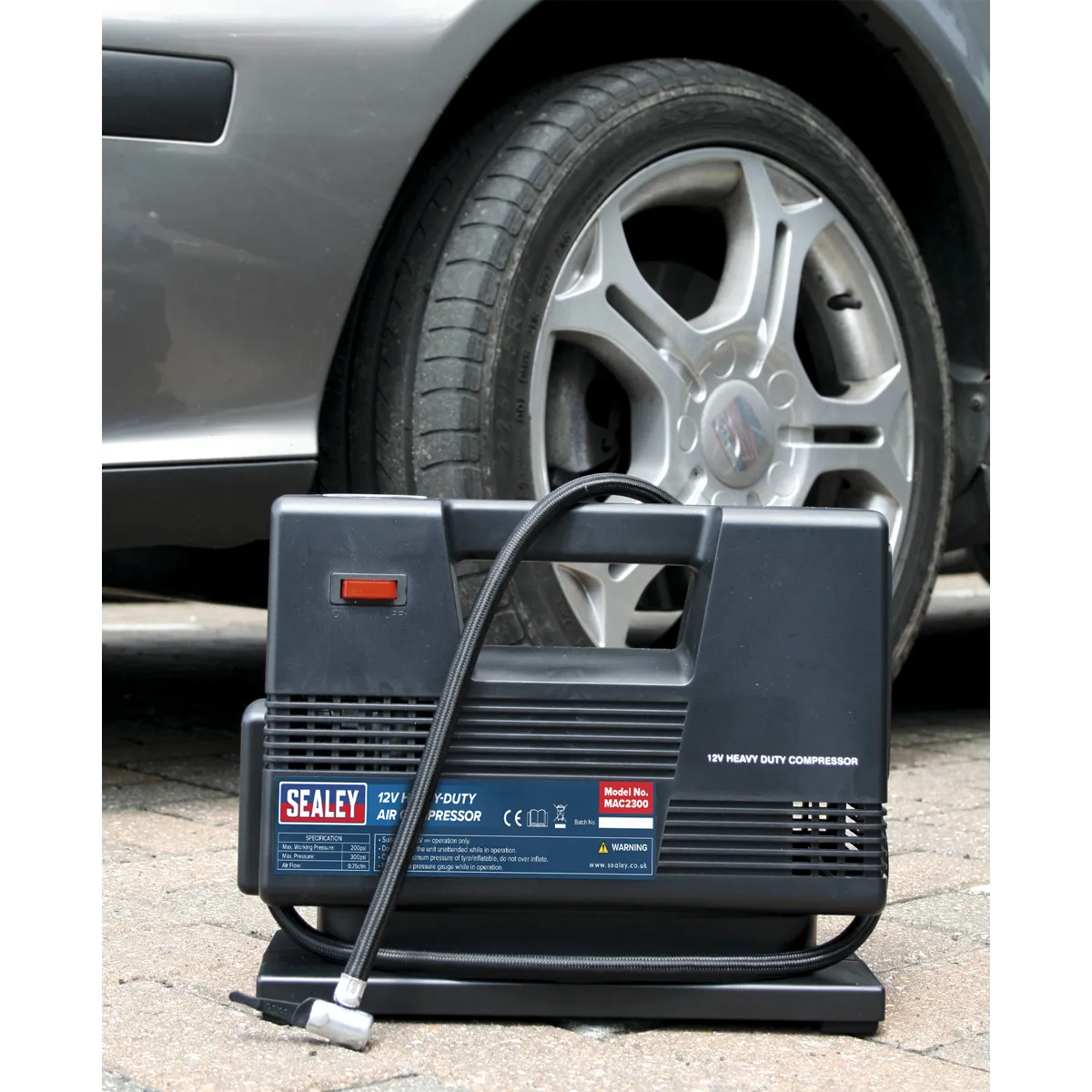 Tyre Inflator/Air Compressor 12V Heavy-Duty